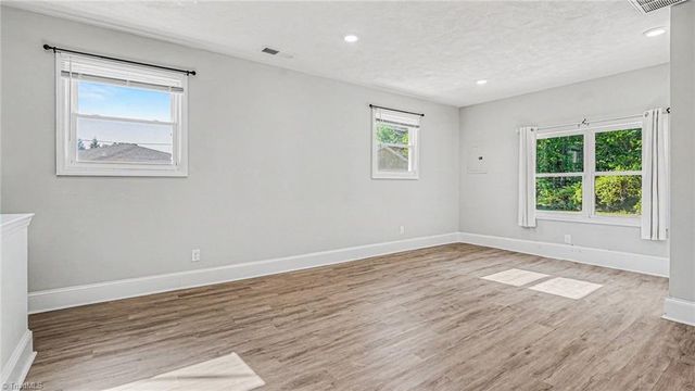 4219 Langden Drive, Winston-salem, NC 27107
