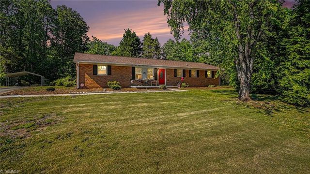 4219 Langden Drive, Winston-salem, NC 27107