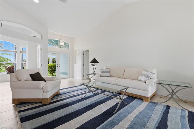 419 SW 12th ST, Cape Coral, FL 33991