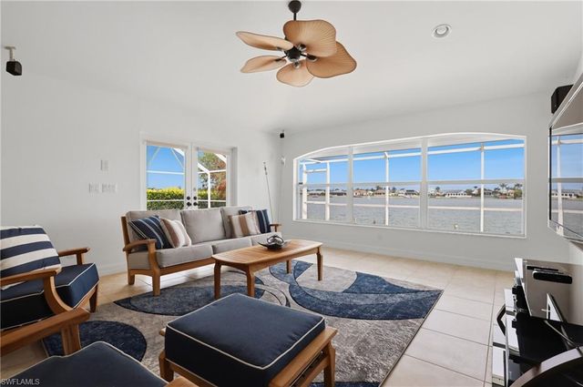 419 SW 12th ST, Cape Coral, FL 33991