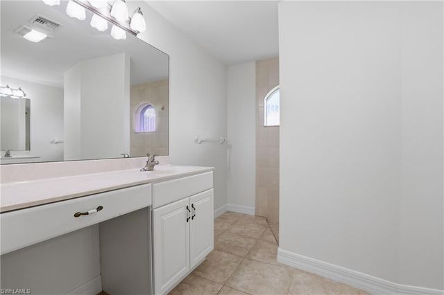 419 SW 12th ST, Cape Coral, FL 33991