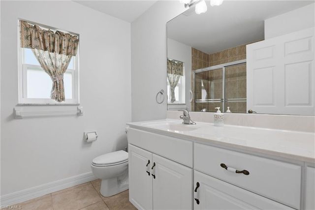 419 SW 12th ST, Cape Coral, FL 33991