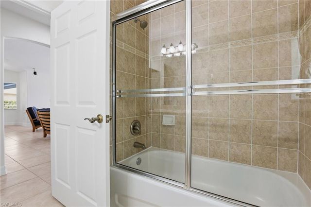 419 SW 12th ST, Cape Coral, FL 33991