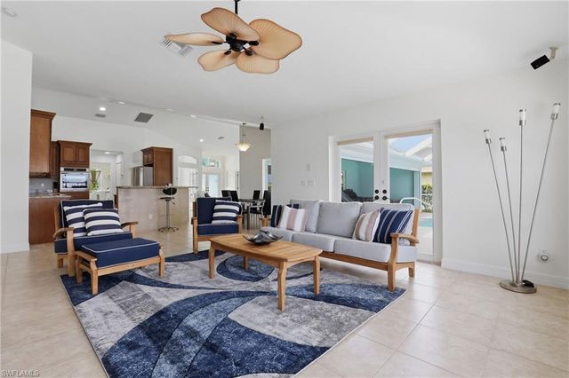 419 SW 12th ST, Cape Coral, FL 33991