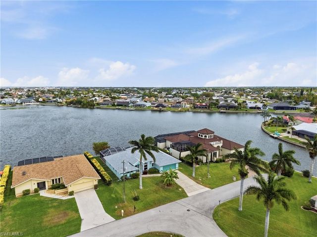 419 SW 12th ST, Cape Coral, FL 33991