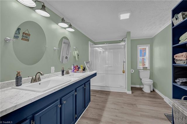 1008 Pine Ridge Drive, Hamptonville, NC 27020