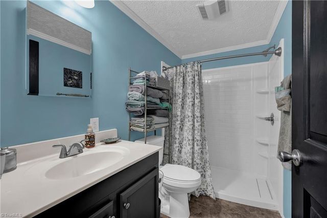 1008 Pine Ridge Drive, Hamptonville, NC 27020