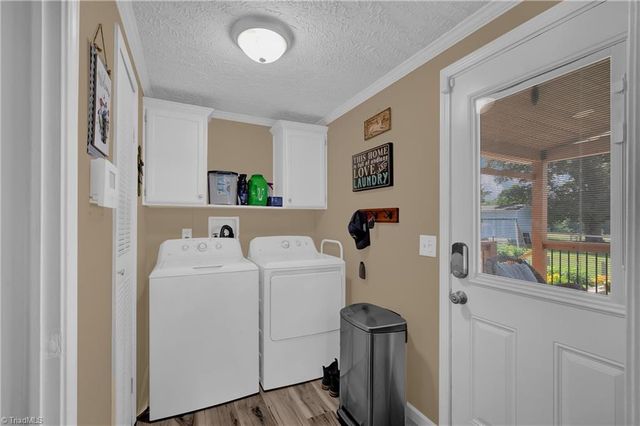 1008 Pine Ridge Drive, Hamptonville, NC 27020