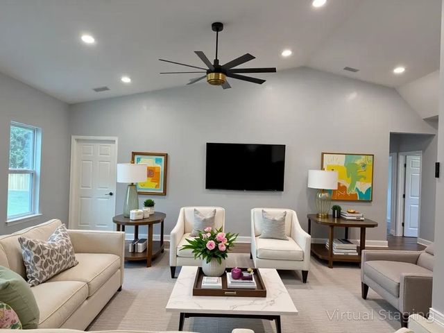 62 Frank Run, Midway, FL 32343