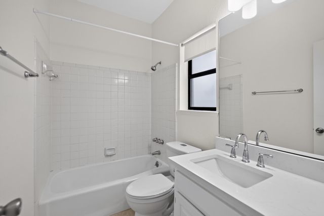 5701 Scout BLF, Austin, TX 78731