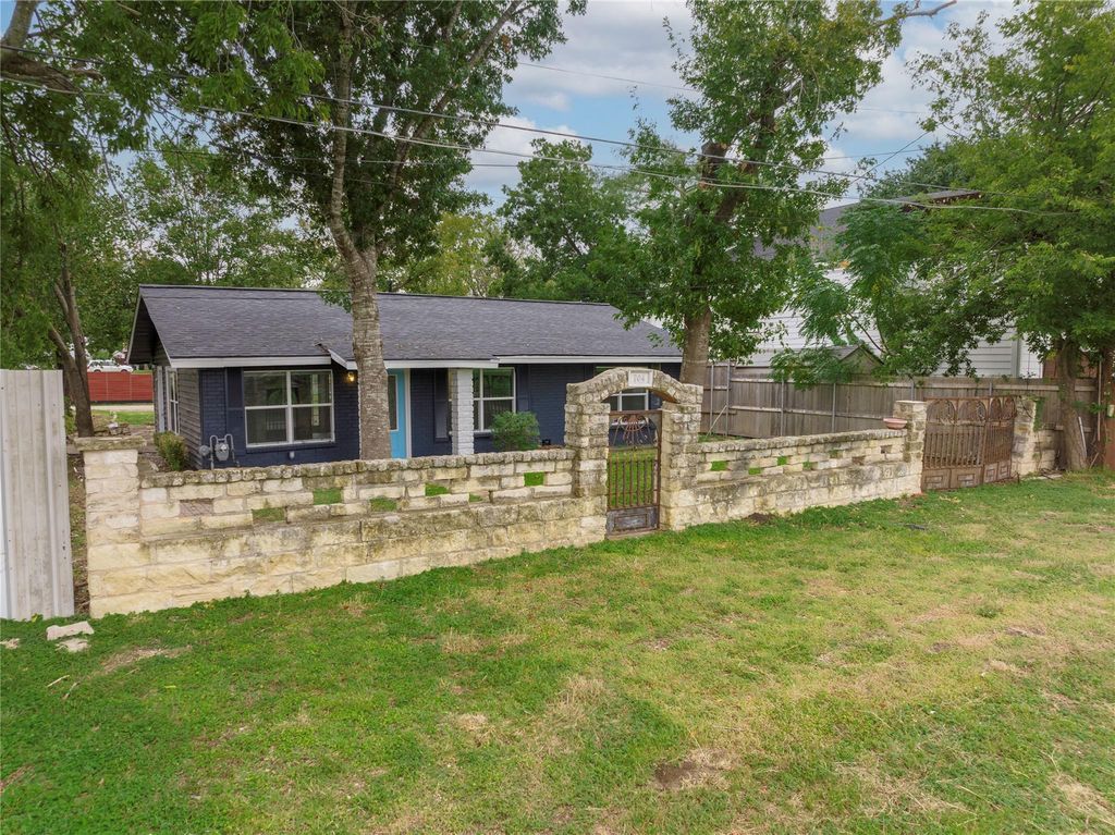704 E E. McNeil RD, Round Rock, TX 78664