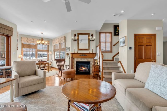 10 Waters Edge, Brielle, NJ 08730