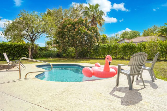 102 SW 120th Lane, Coral Springs, FL 33071