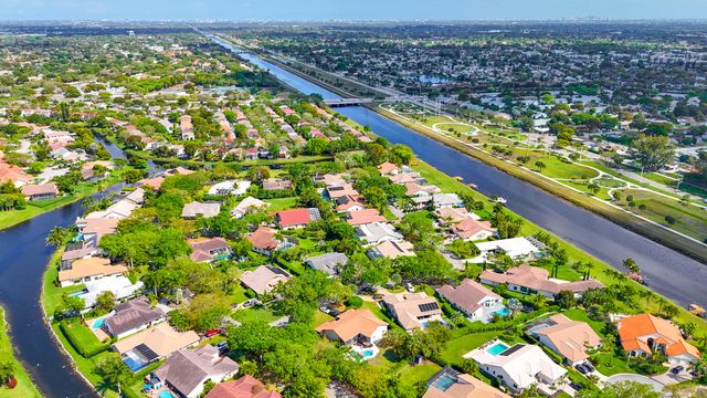 102 SW 120th Lane, Coral Springs, FL 33071