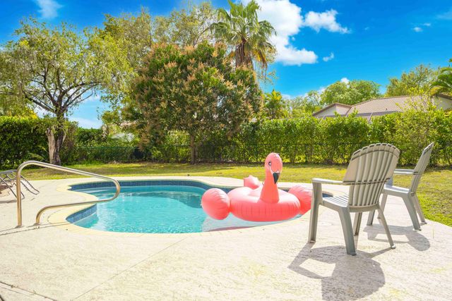 102 SW 120th Lane, Coral Springs, FL 33071