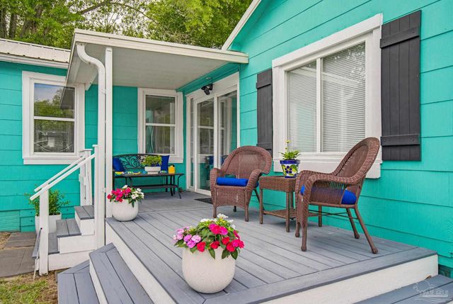 314 Flannan Rd, Pensacola, FL 32507