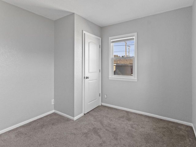 4768 N 52nd STREET, Milwaukee, WI 53218