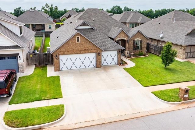 4813 Hidalgo Avenue, Mustang, OK 73064