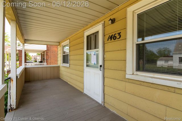 1463 Reo Avenue, Lincoln Park, MI 48146