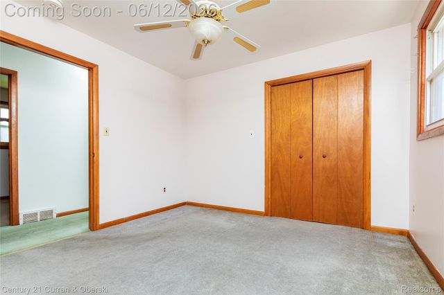 1463 Reo Avenue, Lincoln Park, MI 48146