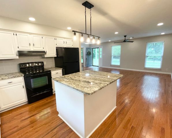 109 Echo Springs Drive, Frankfort, KY 40601