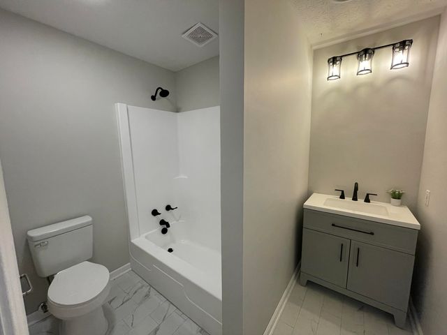 109 Echo Springs Drive, Frankfort, KY 40601