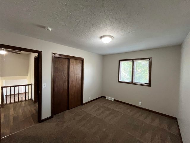 717 E Magnolia Road, Salina, KS 67401