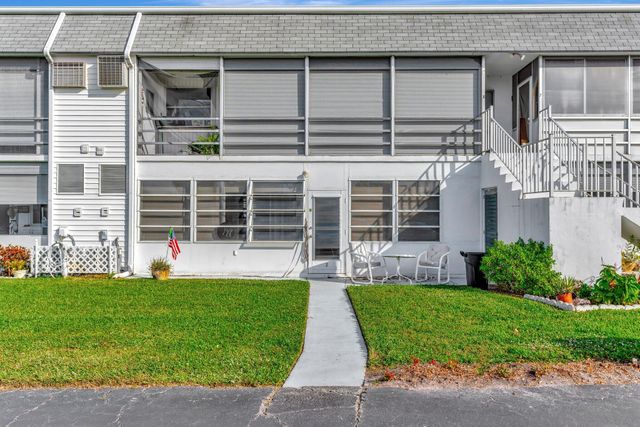 3154 Meridian Way S 2, Palm Beach Gardens, FL 33410