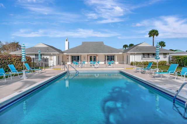 3154 Meridian Way S 2, Palm Beach Gardens, FL 33410