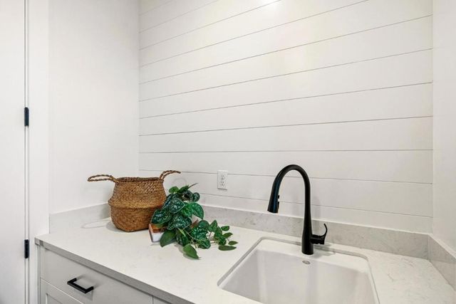 1741 Connecticut Drive, Redwood City, CA 94061