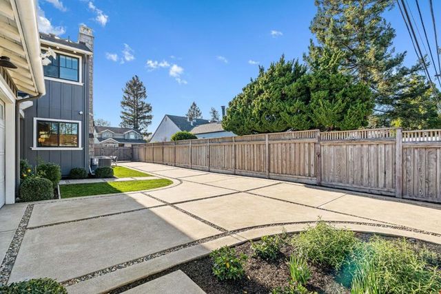 1741 Connecticut Drive, Redwood City, CA 94061