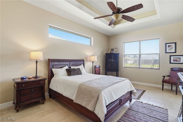 2217 SE 19th AVE, Cape Coral, FL 33990