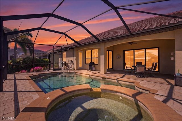 2217 SE 19th AVE, Cape Coral, FL 33990