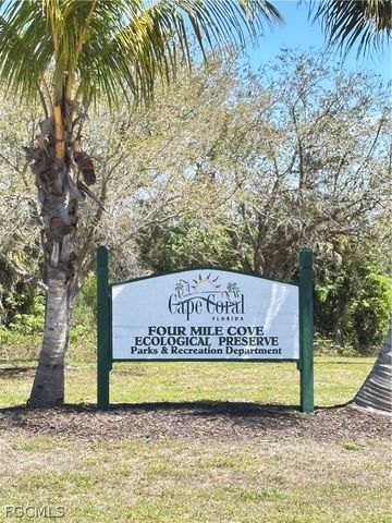 2217 SE 19th AVE, Cape Coral, FL 33990