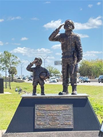 2217 SE 19th AVE, Cape Coral, FL 33990