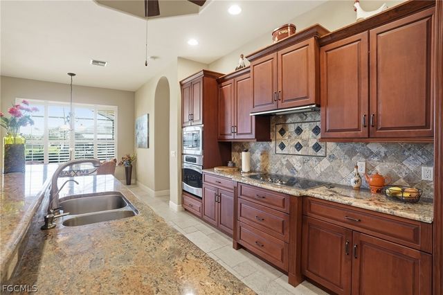 2217 SE 19th AVE, Cape Coral, FL 33990