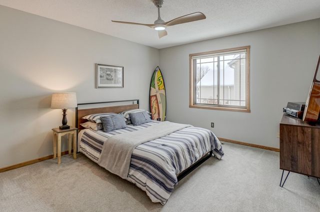 18848 Barrington Drive, Eden Prairie, MN 55346