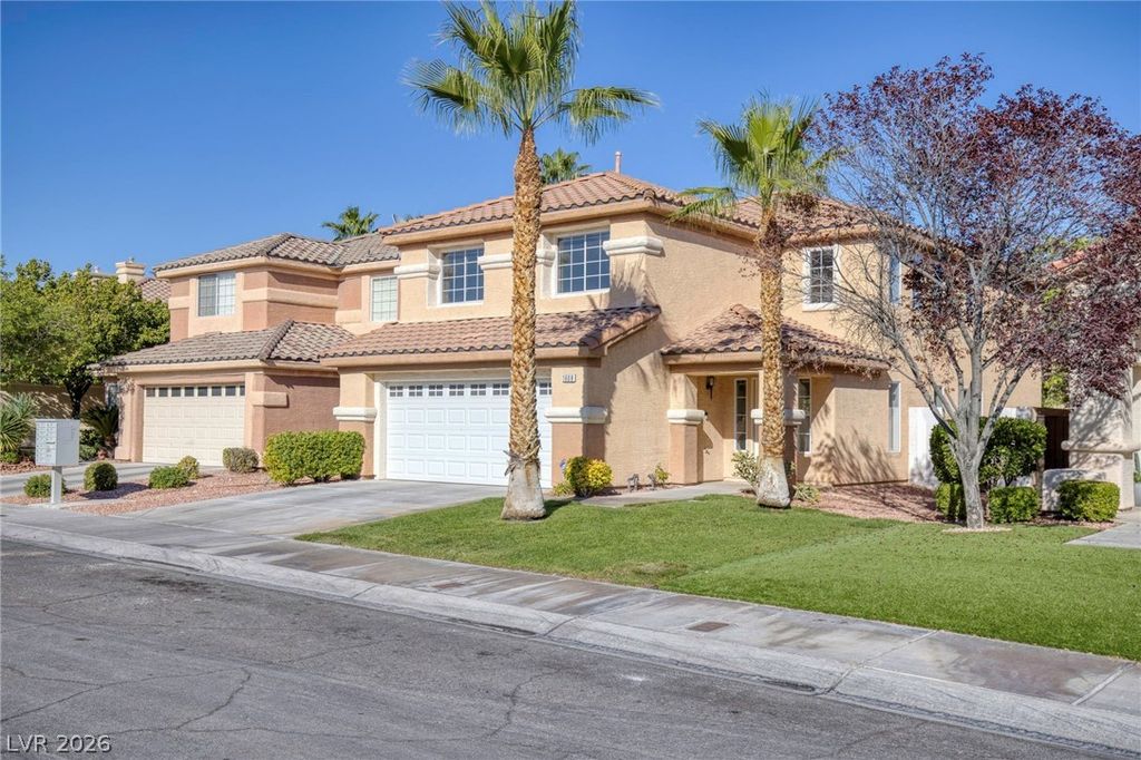 Image 2 of property listing at 1608 Calle Montery Street, Las Vegas, NV 89117