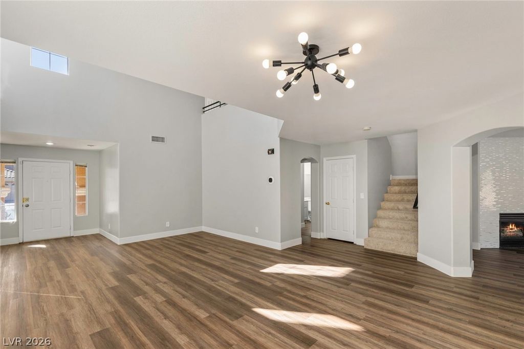 Image 5 of property listing at 1608 Calle Montery Street, Las Vegas, NV 89117