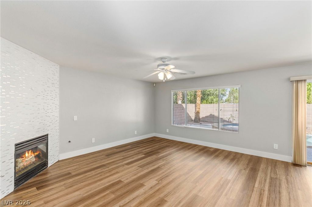 Image 8 of property listing at 1608 Calle Montery Street, Las Vegas, NV 89117