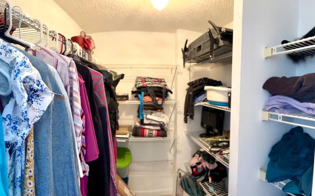9440b Poinciana Place 404, Davie, FL 33324