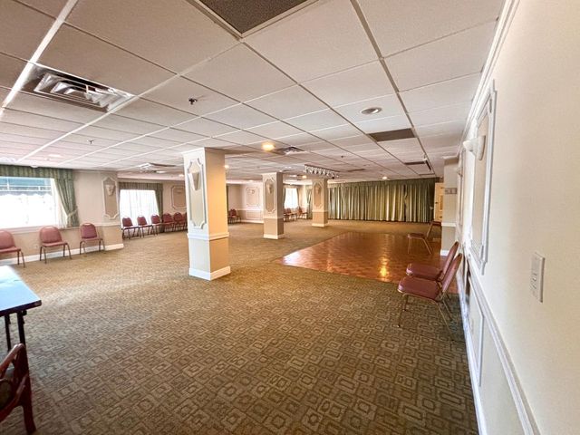 9440b Poinciana Place 404, Davie, FL 33324