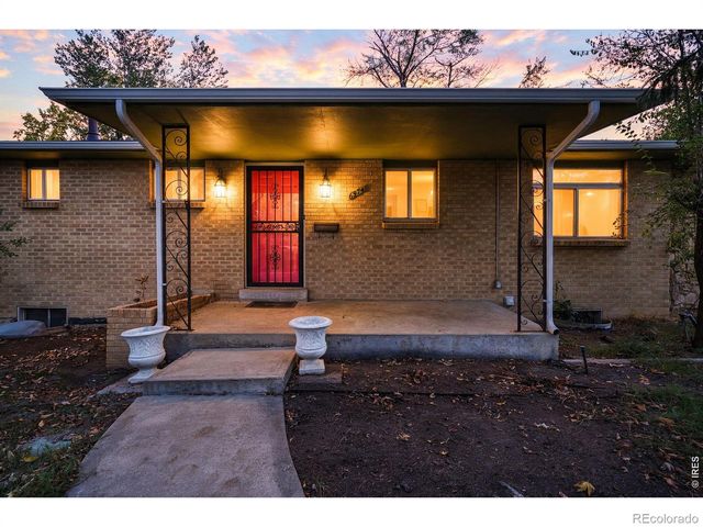 6974 S Lakeview Street, Littleton, CO 80120