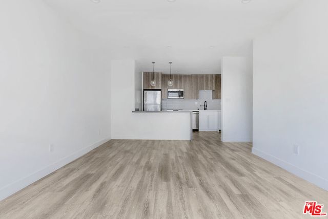 6350 Willoughby Avenue 12, Los Angeles, CA 90038