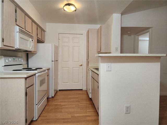 231 West Horizon Ridge Parkway 1127, Henderson, NV 89012