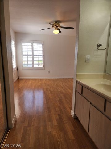 231 West Horizon Ridge Parkway 1127, Henderson, NV 89012