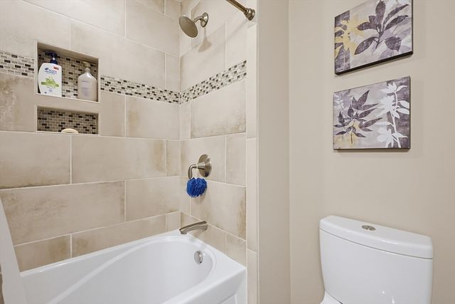 14 Clarks Hill Ln 14, Framingham, MA 01702
