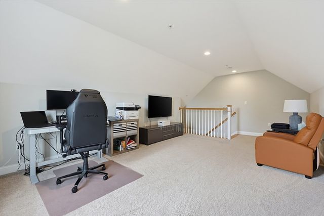 14 Clarks Hill Ln 14, Framingham, MA 01702