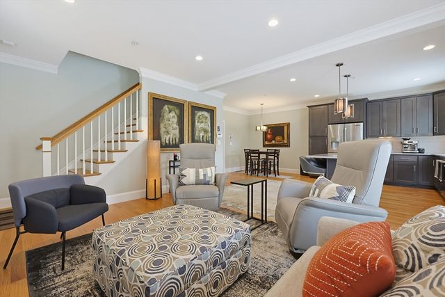 14 Clarks Hill Ln 14, Framingham, MA 01702