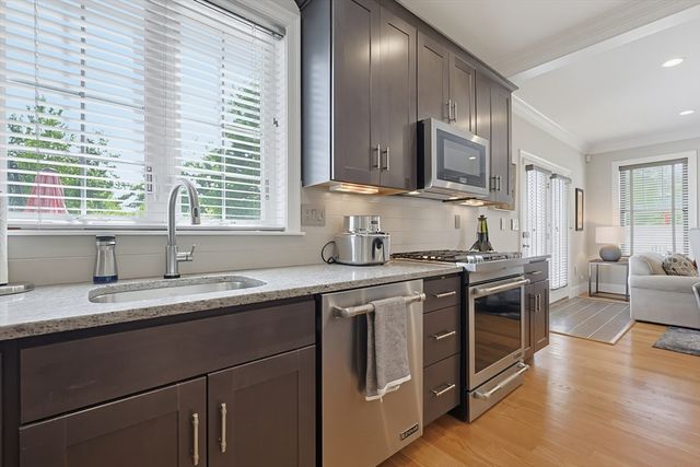 14 Clarks Hill Ln 14, Framingham, MA 01702